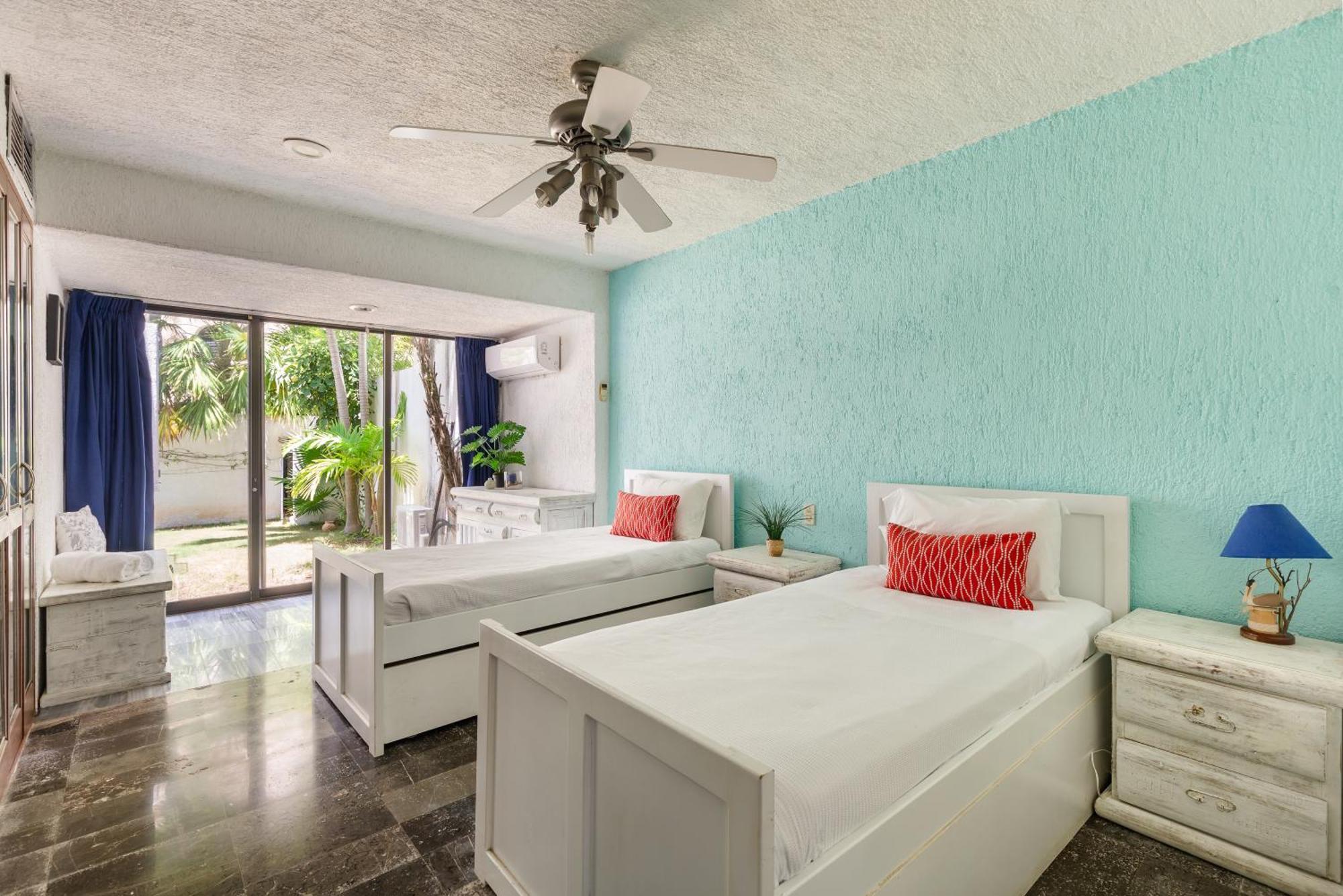 Large House - Walking To Beach - 10 Guests! Cancún Exterior foto