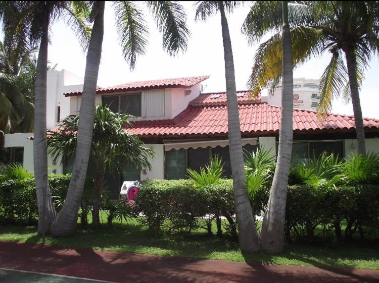 Large House - Walking To Beach - 10 Guests! Cancún Exterior foto