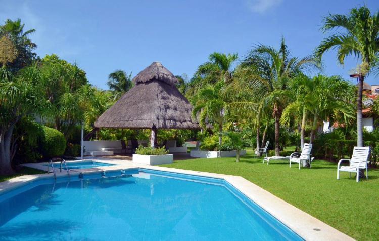 Large House - Walking To Beach - 10 Guests! Cancún Exterior foto