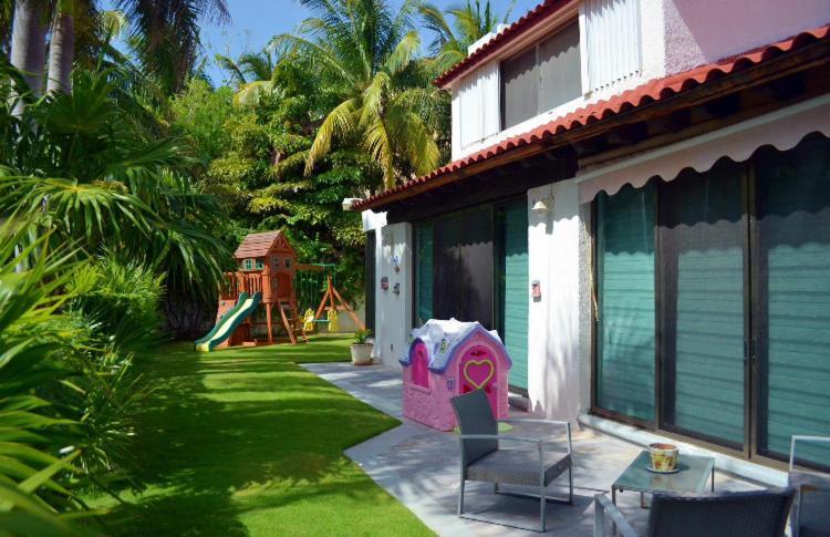 Large House - Walking To Beach - 10 Guests! Cancún Exterior foto